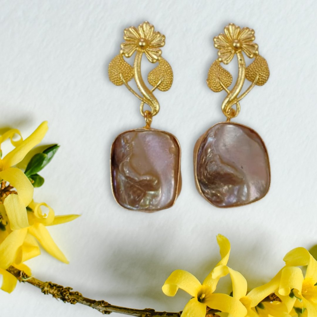 Kurtis Sarees Suits Lahenga Dresses& Gowns Indowestern Bridal Collection 