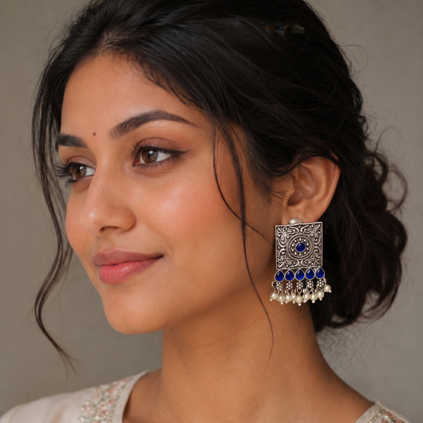 Kurtis Sarees Suits Lahenga Dresses& Gowns Indowestern Bridal Collection 